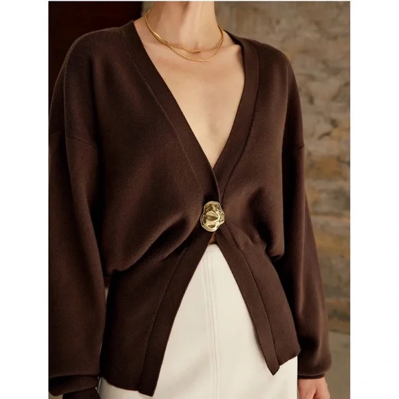 Commense Brown Cardigan with Gold Clasp - Picture 2 of 7
